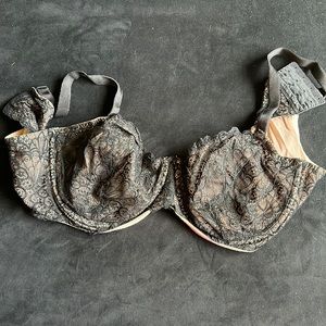 Torrid sz 44DDD unlined bra